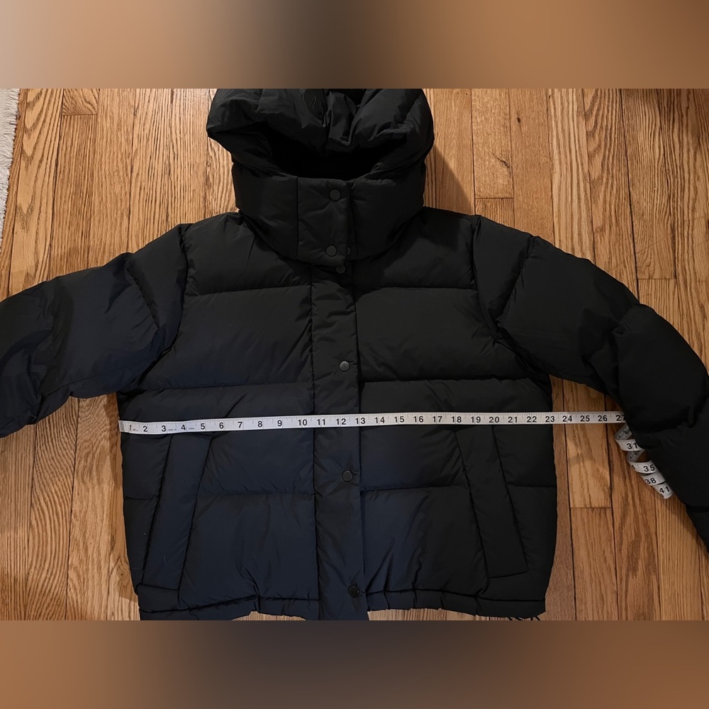 Lululemon Wunder Puff Cropped 600-Fill Down Jacket Size 10 - Picture 3 of 12
